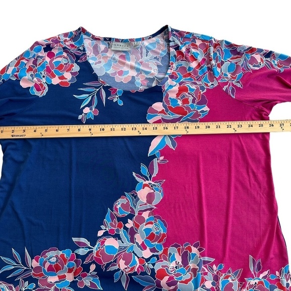 Susan Graver Women's Size Petite US 2XP Tunic Length  Floral Print Round Neck - Picture 11 of 16
